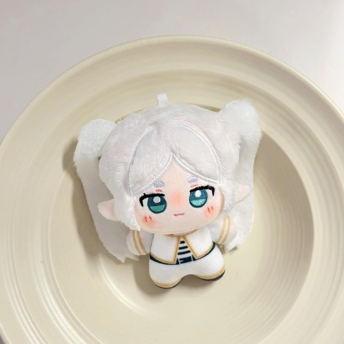 [In Stock] Fanmade White Hair Elf Mage 10cm Cotton Doll - Anime Inspired Plush
