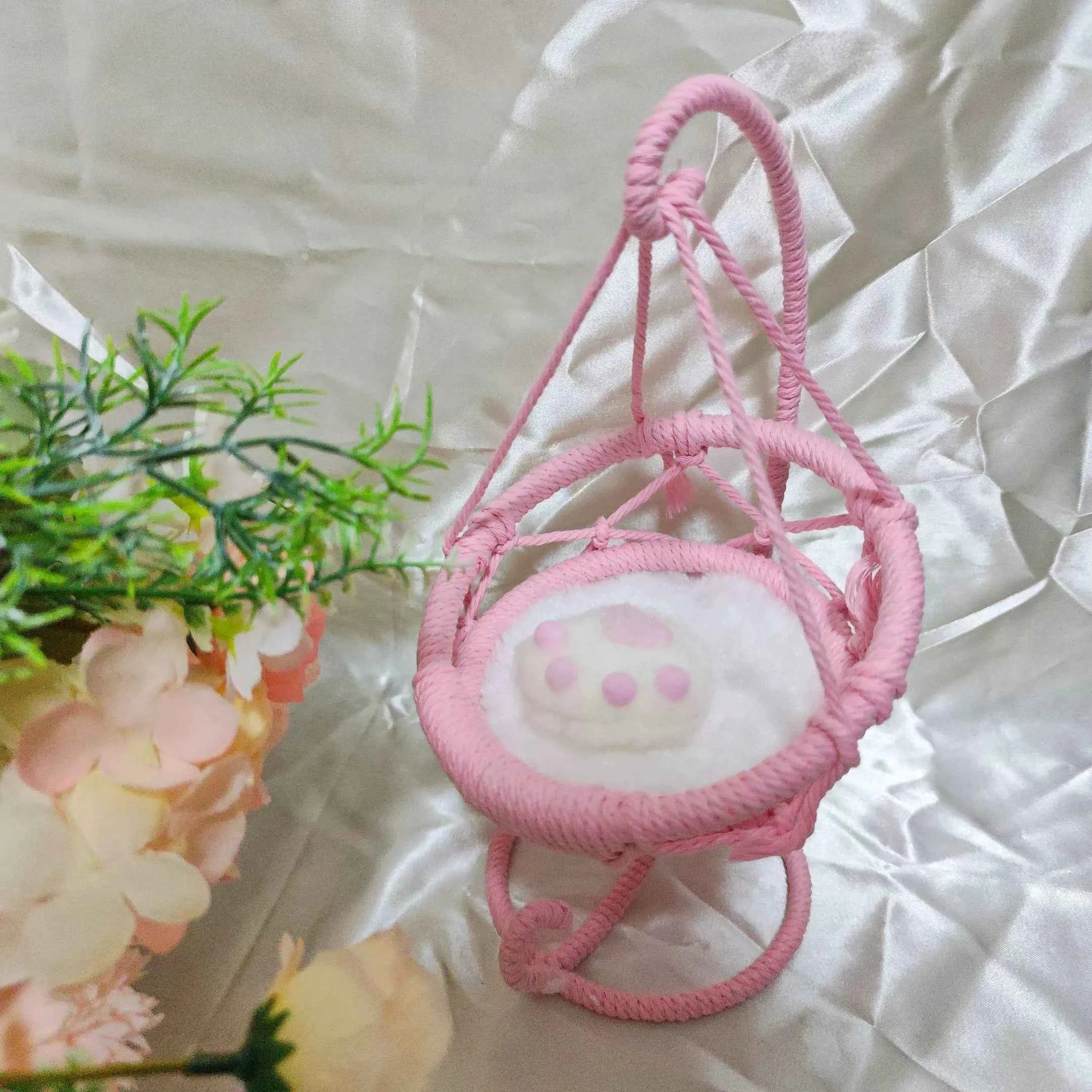 Hanging Basket Chair & Pillow